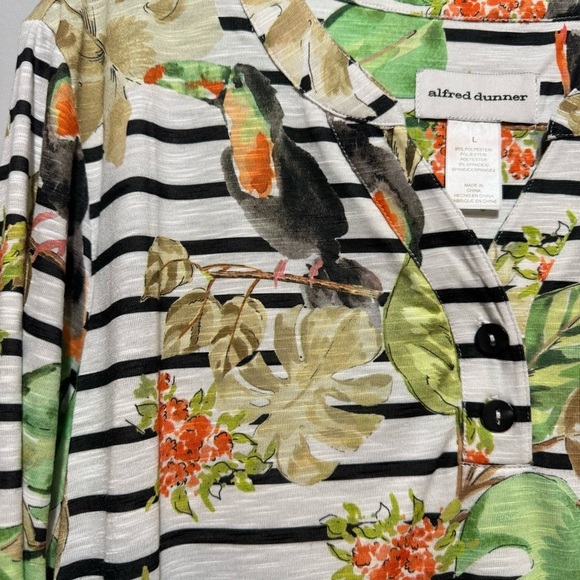 Alfred Dunner Tropical Print Shirt with black stripes. Size L. - Picture 3 of 9